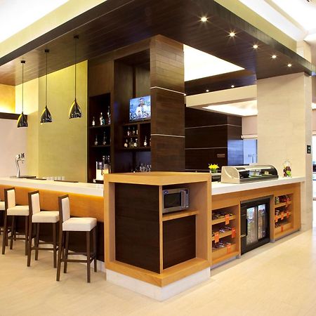 Hampton Inn By Hilton Silao-Aeropuerto, Mexico Екстер'єр фото