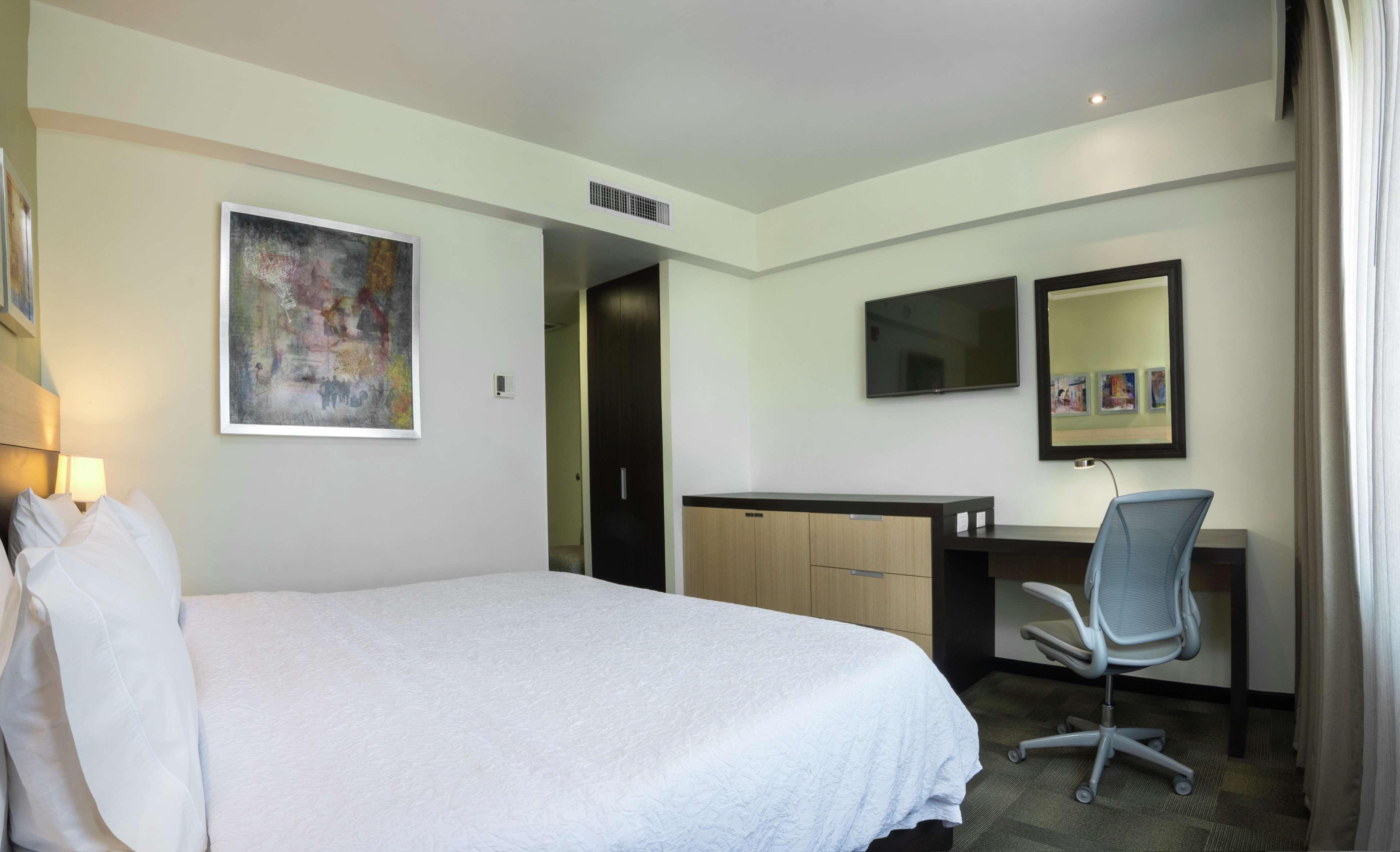 Hampton Inn By Hilton Silao-Aeropuerto, Mexico Екстер'єр фото