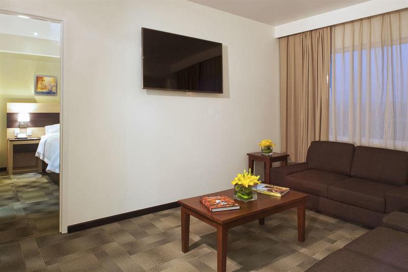 Hampton Inn By Hilton Silao-Aeropuerto, Mexico Екстер'єр фото